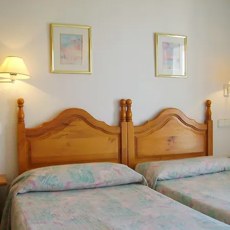 Hotel Apartamentos Royal Salou 3*